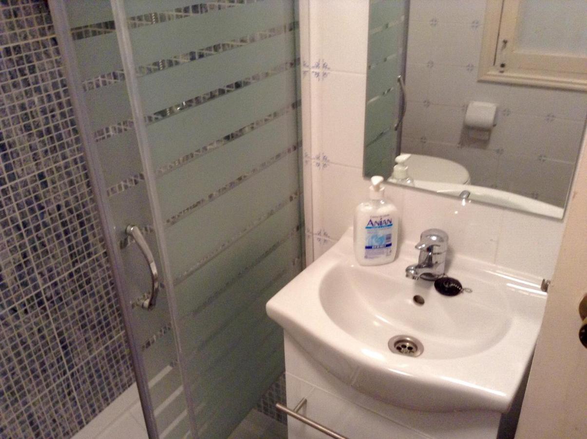S42 Estudio En Madrid Centro Con Wifi Luaran gambar