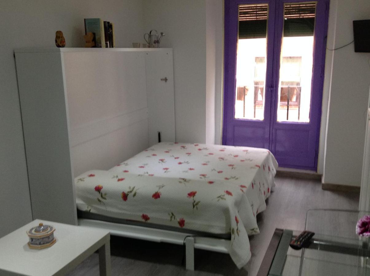 S42 Estudio En Madrid Centro Con Wifi Luaran gambar